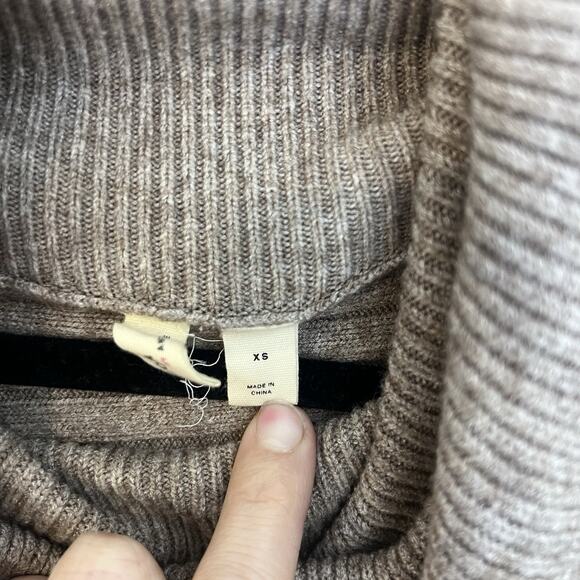 Moth By Anthropologie Cowl Neck Ribbed Sweater size XS Brown/tan - Picture 3 of 11